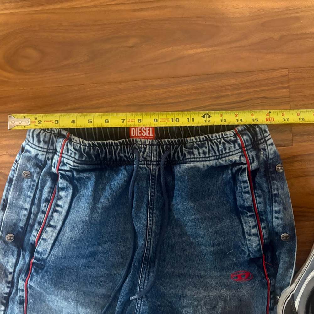 Diesel D-Axfor Snap Side Denim Shorts Size M (30–34) Logo Y2K Streetwear Baggy - Picture 12 of 12